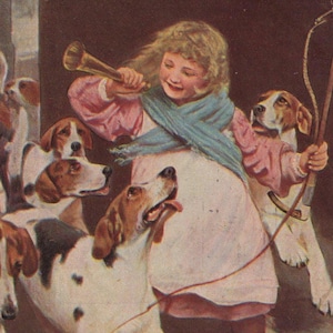 Carte postale originale des années 1910 Girl & Fox Hounds artiste illustré antique signée - vintage victorien édouardien chasse chiens beagles