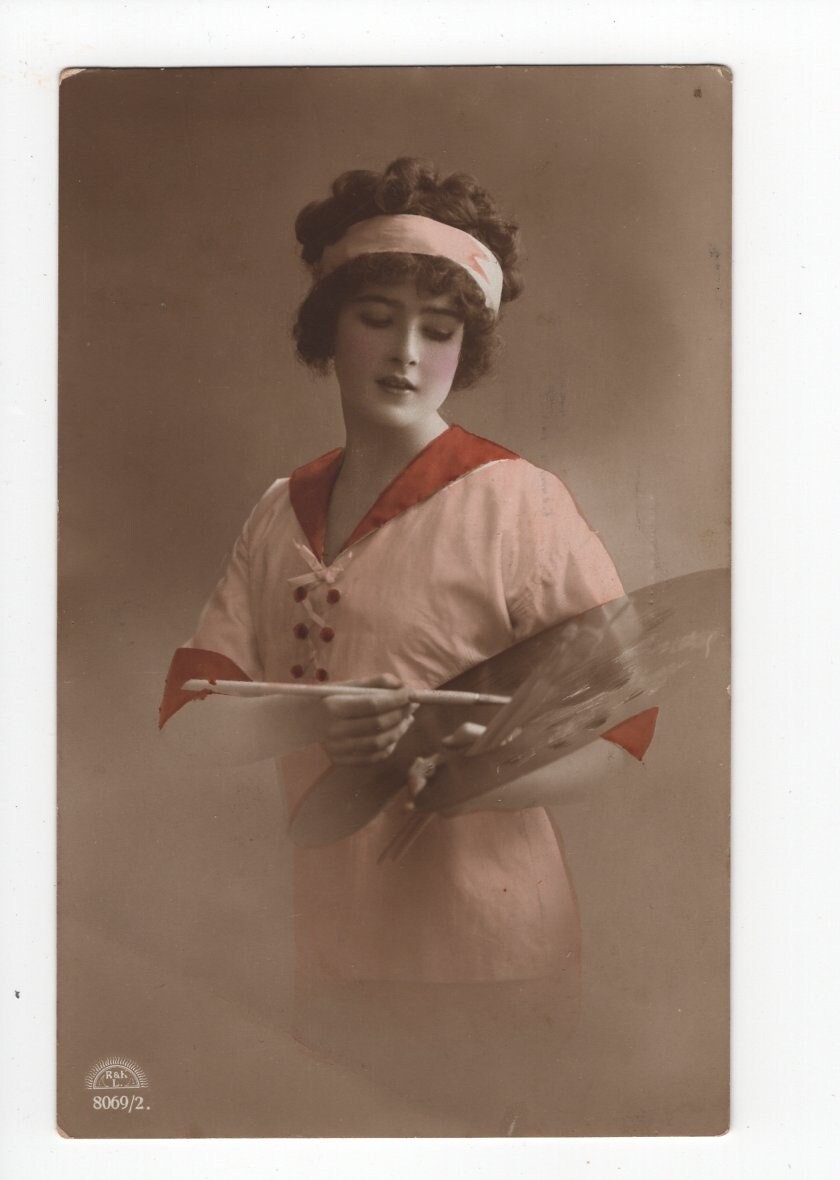 Antique Leather Postcard Album With 118 Edwardian Golden Era Postcards  Circa 1907 