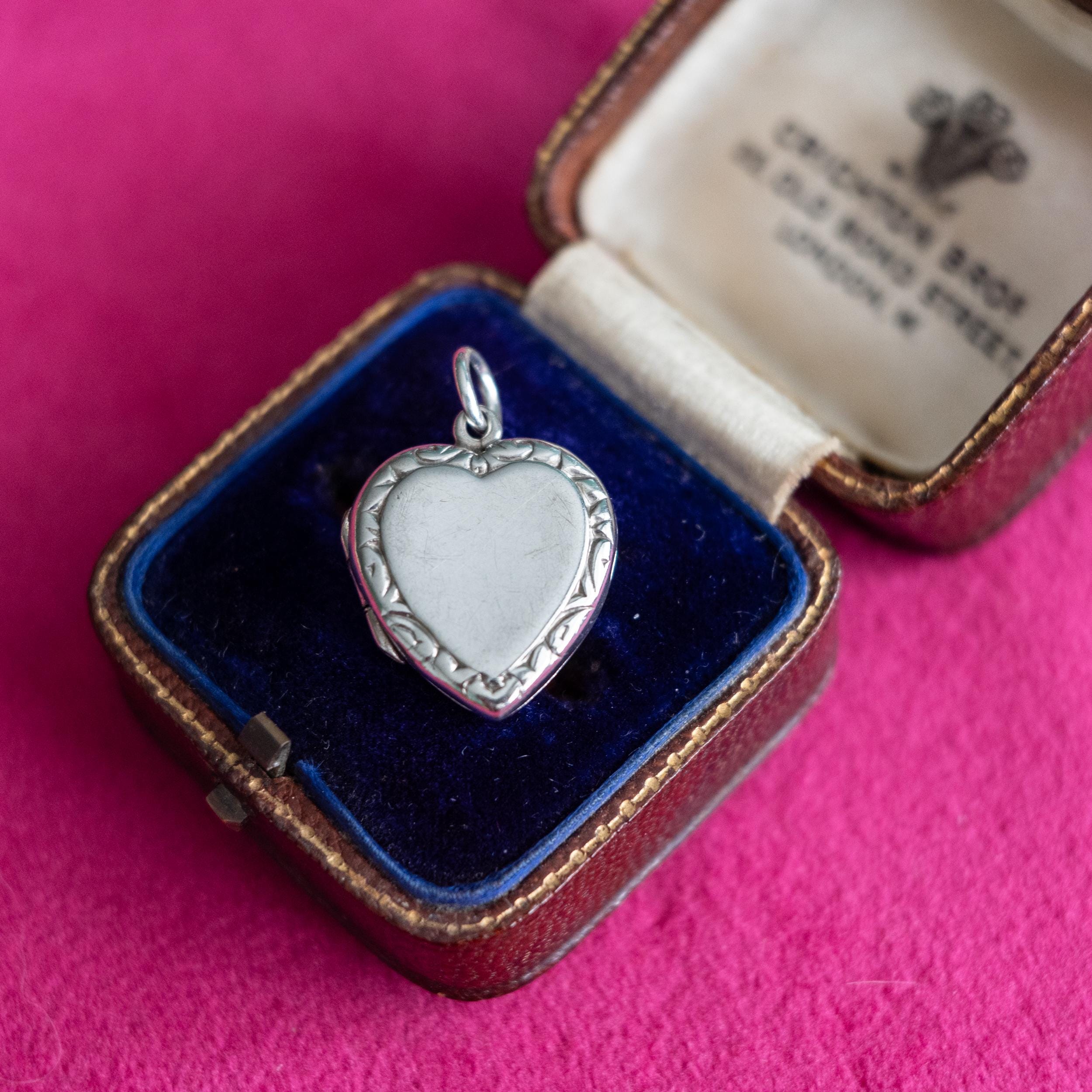 Sterling Silver 70s Necklace - Etsy