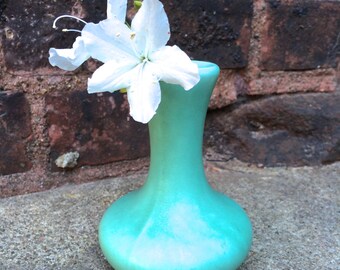 vintage pottery bud vase // aqua blue // 1940s
