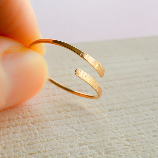 Very dainty bronze ring, Striped ring, Adjustable ring for women, Small bronze ring