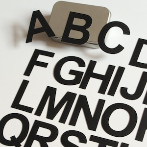 Letras Magnéticas Mayúsculas, Alfabeto NEGRO para Aprender a Leer. Perfecto para la nevera, imanes para niños.