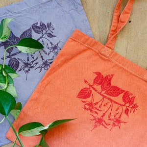 Fuchsia Hand bedruckte Einkaufstasche aus 100% recycelter Baumwolle | Umweltfreundlich | Original Linolschnitt Design | Gärtner Geschenk