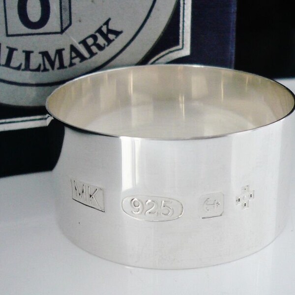 Boxed Sterling Silver Napkin Ring, English, Vintage, Tableware, Serviette, Hallmarked Birmingham 2000, M Kamin & Co Ltd, REF:662T