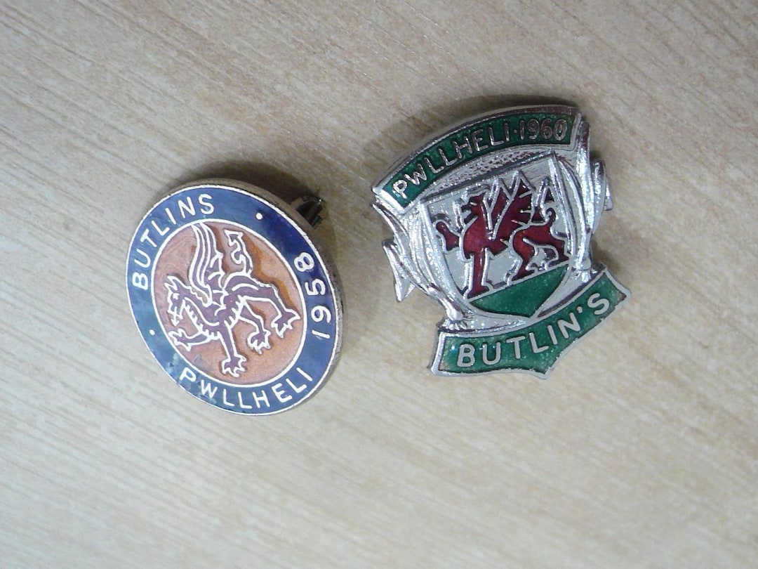 2 Vintage Butlins Badges, Pwllheli 1958 & 1960 - Etsy