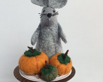 Pumpkin mouse