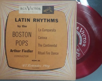 45RPM. A Visual History of the Seven-inch Record Edited by Spencer