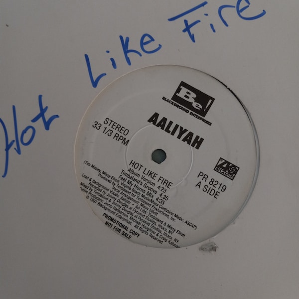 Aaliyah, Hot Like Fire, 12" Single, RARE DJ Club Promo Copy, Vintage Vinyl Record, Classic Rhythm and Blues, Pop Hip Hop, American Singer