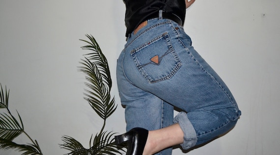 GUESS - Vintage High Waisted Guess Blue Jeans