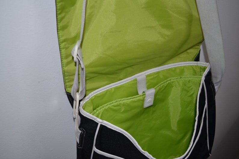 nike laptop messenger bag