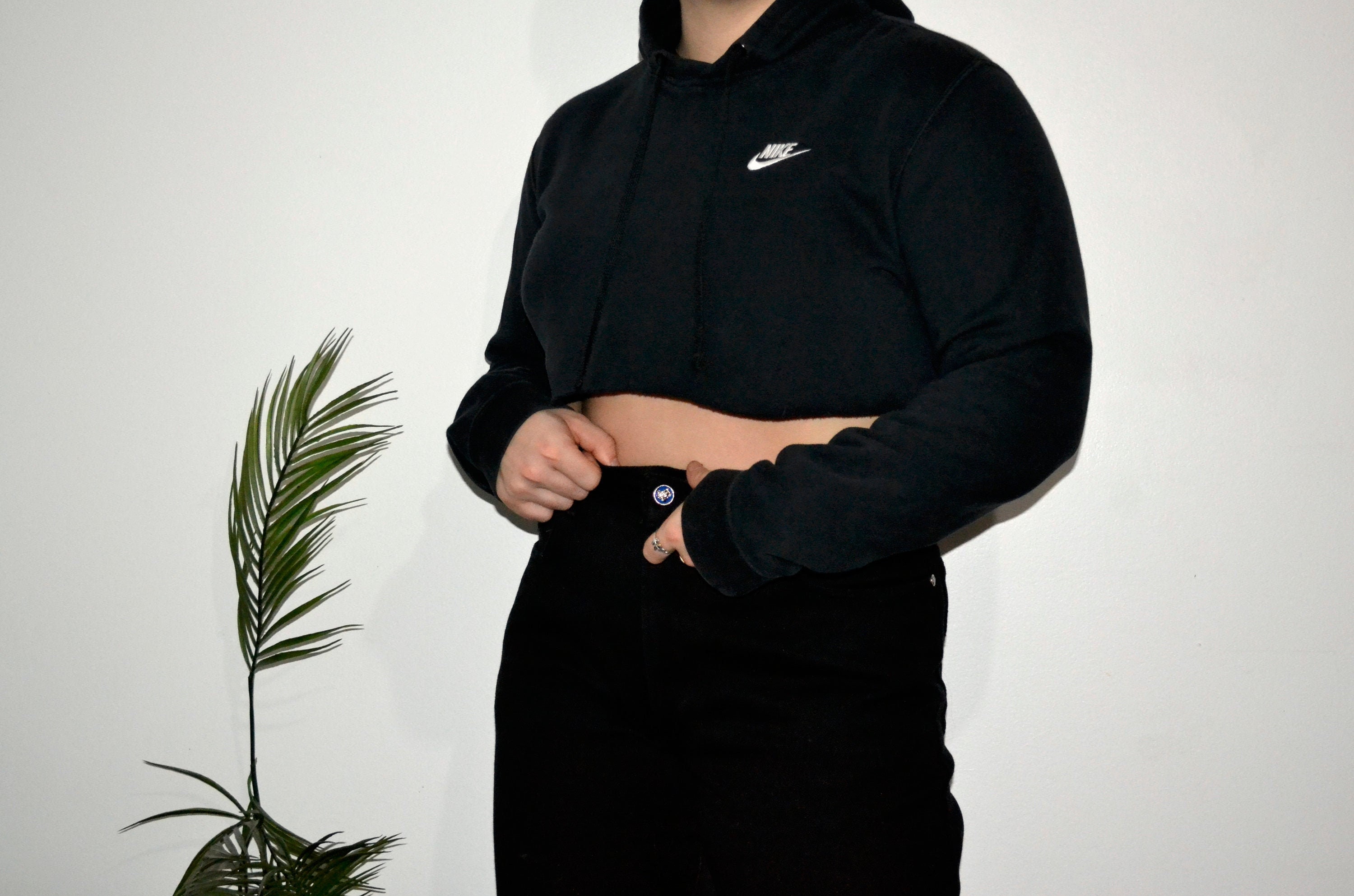 vintage cropped nike sweatshirt