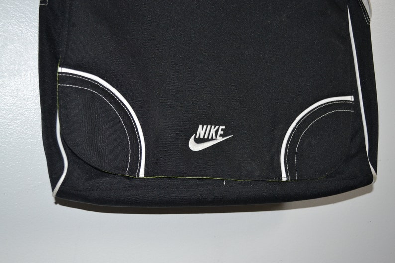 nike laptop messenger bag