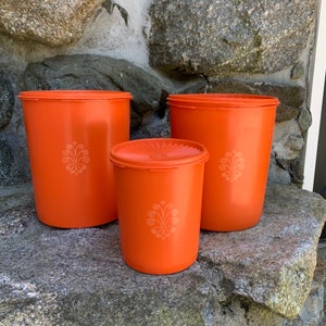 10 boites Tupperware empilables couvercles orange – Luckyfind