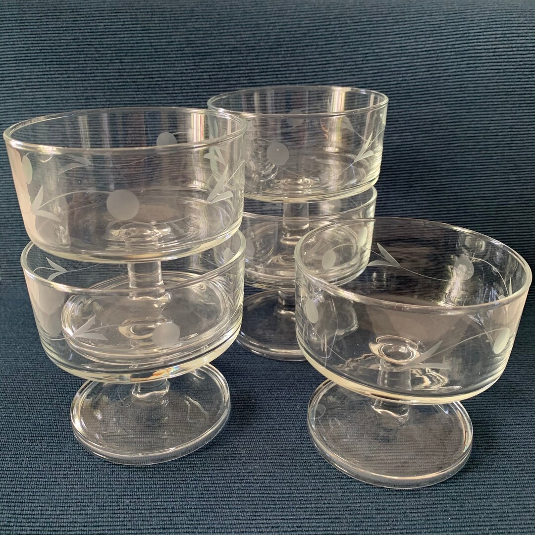 Vintage Etched Glass Dessert Bowls. Stemmed Bowls. Set of 6. Fruit Bowls. Compotes. Etsy