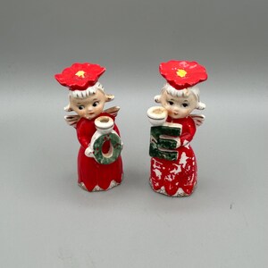 Red Commodore Poinsettia NOEL 