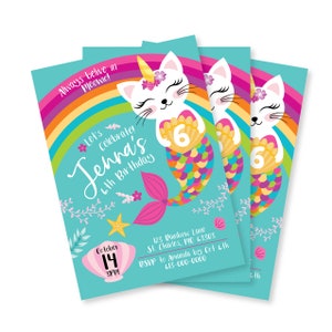 Puede incluir: Tres invitaciones de cumplea&ntilde;os turquesas con un dise&ntilde;o de gato sirena. El gato tiene un cuerno de unicornio y sostiene una concha con el n&uacute;mero 6. Las invitaciones incluyen el texto "Let's Celebrate! Jenna's 6th Birthday" y "Always believe in Meowic!"