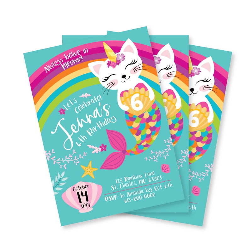 Puede incluir: Tres invitaciones de cumplea&ntilde;os turquesas con un dise&ntilde;o de gato sirena. El gato tiene un cuerno de unicornio y sostiene una concha con el n&uacute;mero 6. Las invitaciones incluyen el texto "Let's Celebrate! Jenna's 6th Birthday" y "Always believe in Meowic!"