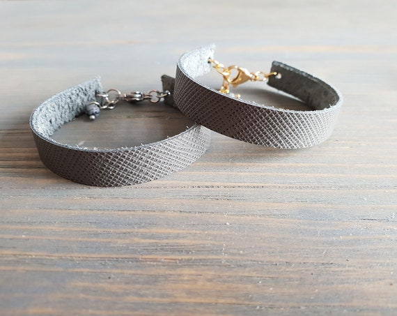 Grey Leather Bracelet, Minimalist Bracelet, Simple Leather Bracelet, Minimalist Jewelry, Genuine Leather Bracelet, Leather Jewelry.