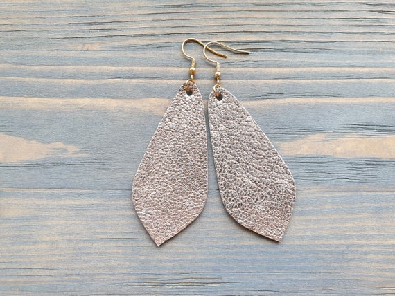 Silver Teardrop Earrings, leather Earrings, Leather Teardrop Earrings, Metallic Leather Earrings, Long Earrings, Boho Earrings Silver