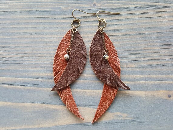Double feather earrings Brown leather earrings Tribal earrings Boho jewelry Long dangle earrings Bohemian earrings Hippie earrings