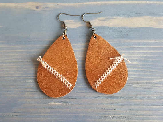 Genuine Leather Teardrop Earrings, Large Teardrop Earrings, Boho Earrings, Tan Leather Earrings, Bohemian Earrings, Country Chic Earrings.