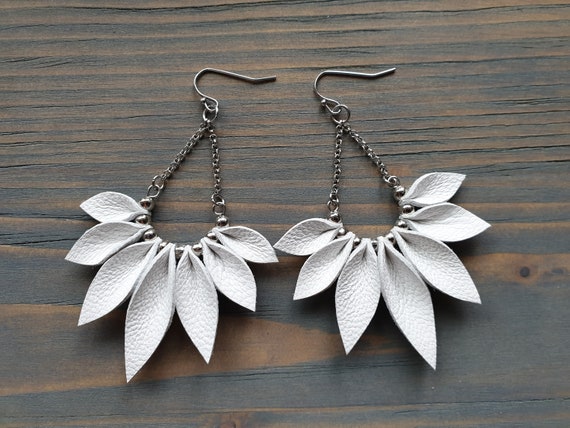 White Fringe Earrings, Silver Boho Earrings, Bohemian Dangle Earrings, Leather Leaves Earrings, Boho Jewelry, Bohemian Statement Jewelry.