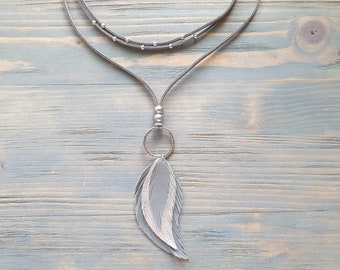 Grey Leather Feather Pendant Necklace. Bohemian Leather Necklace. Layered Wrap Necklace. Boho Choker Necklace. Leather Bohemian Jewelry.
