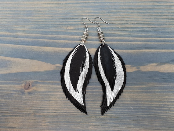 Triple Feathers Earrings, Boho Jewelry, Boho Chic Earrings, Leather Feather Earrings, Leather Earrings, Boho Earrings, Gift For Her