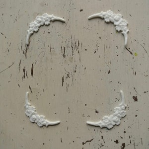 Shabby Chic Resin furniture applique! Small Floral swags!  Lot of 4!