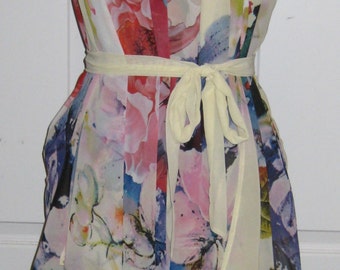 Envoltura multifuncional que se puede usar 20 maneras diferentes, desde el verano hasta el invierno, desde la playa hasta la oficina!