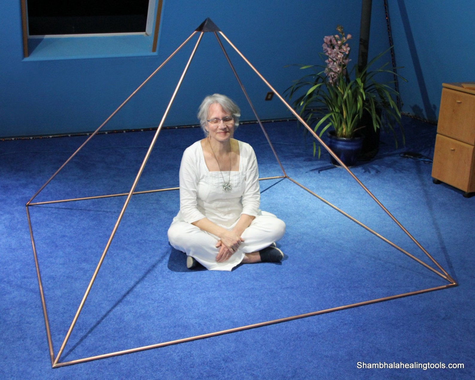 6' Copper Meditation Pyramid with 4 Capstone by Etsy