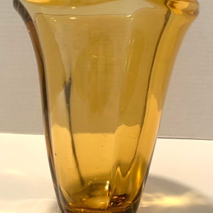 AMBER Glass VASE, Ribbed Effect on Sides, Five Sided, Heavy Base, Display Piece or Floral Arrangements, RETRO Style