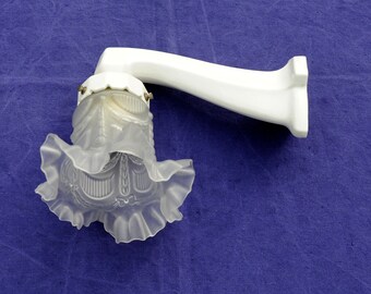 Wall lamp solo Art Deco porcelain. NO SHIPPING USA