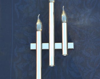 Vintage 1970 3-light wall lamp NO SHIPPING USA