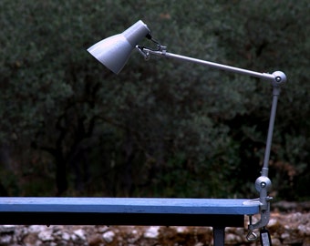 Workshop lamp Lumina year 50 Totally restored. NO SHIPPING USA