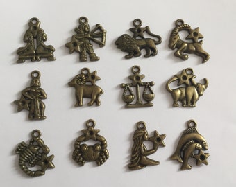 Vrac 20 zodiac charms antique ton argent M895