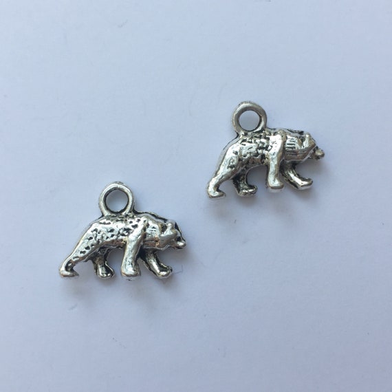10 Polar bear spacer beads antique silver tone A195