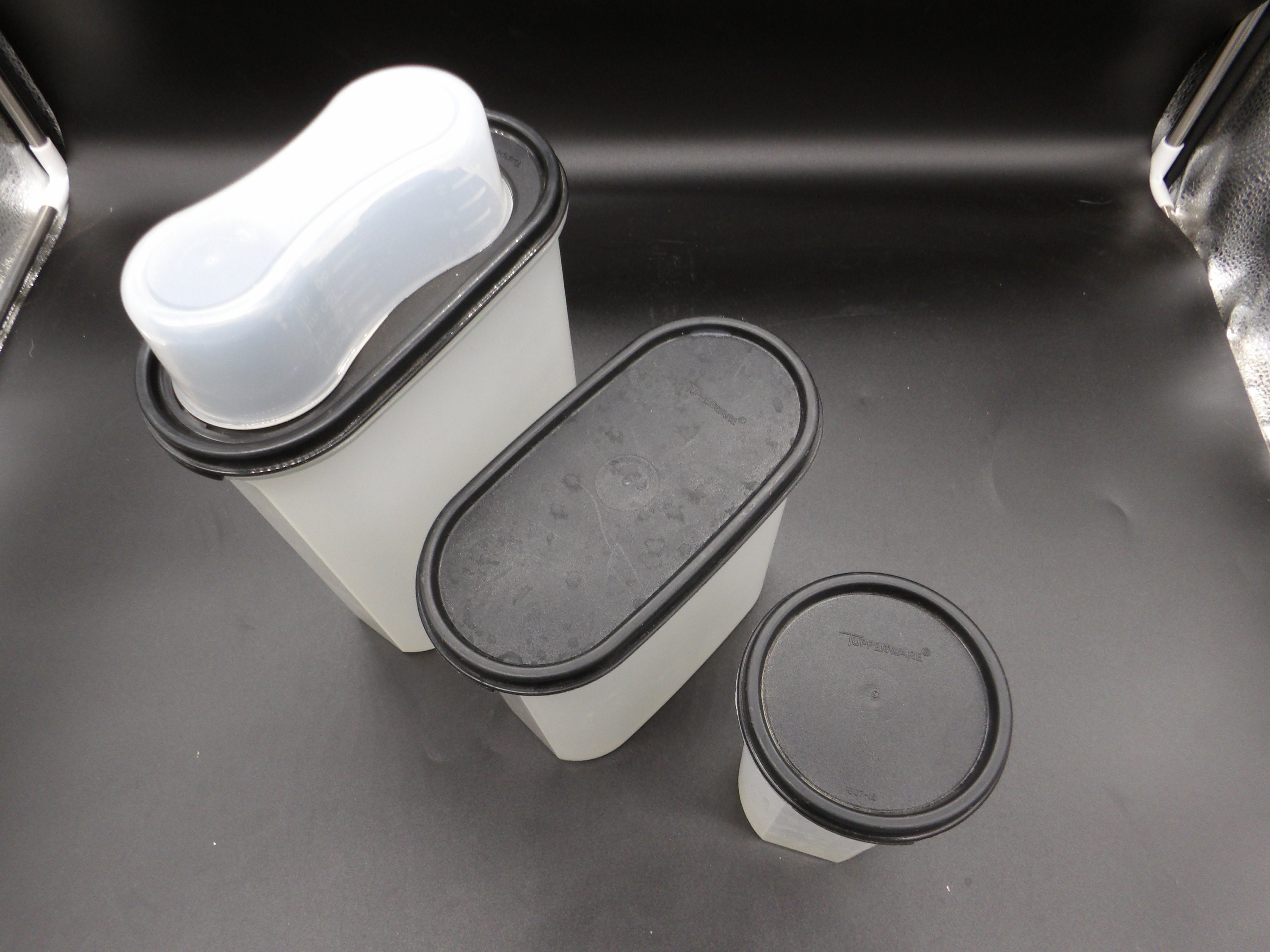  Tupperware Modular Mates Oval Set, Black: Food Storage: Home &  Kitchen