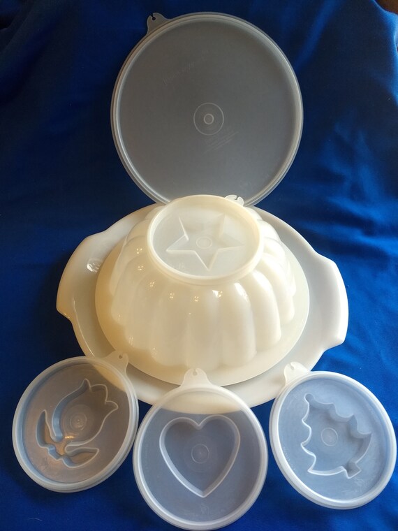 Vintage Tupperware Jel-N-Serve Complete Set Vintage Tupperware Jel-N-Serve Complete Set