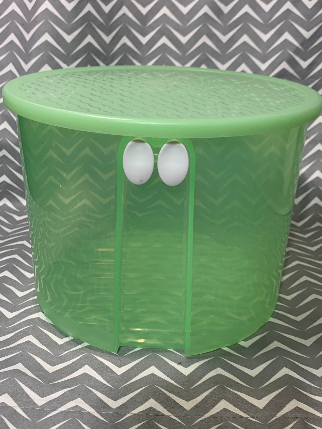 Tupperware Fridgesmart 20 C Container Lettuce Keeper Green Etsy