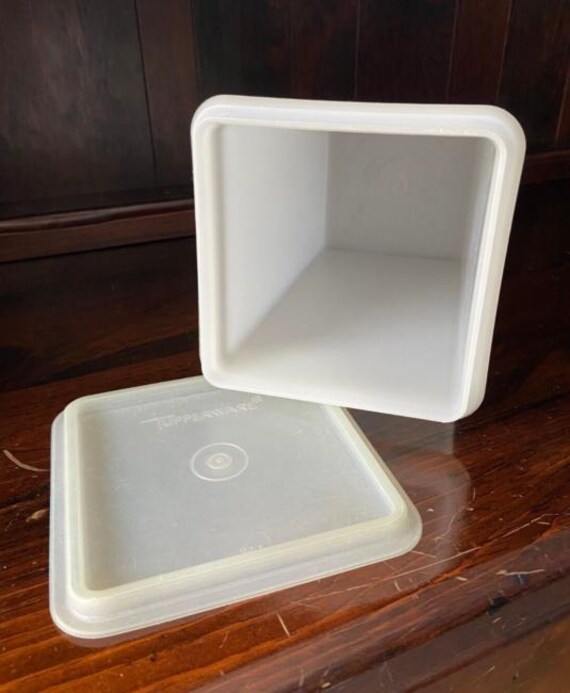 Tupperware Saltine Saver Cracker Keeper - Etsy