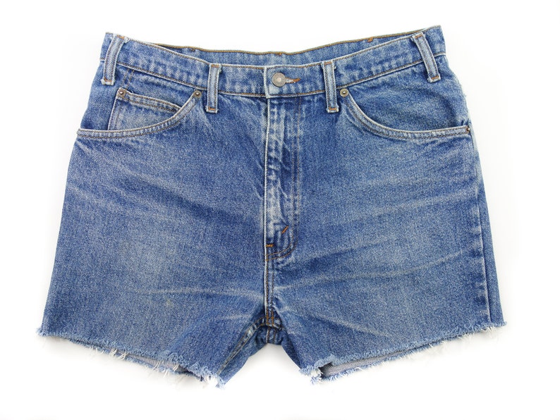 highwaisted levi shorts
