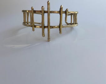 Iva Choker