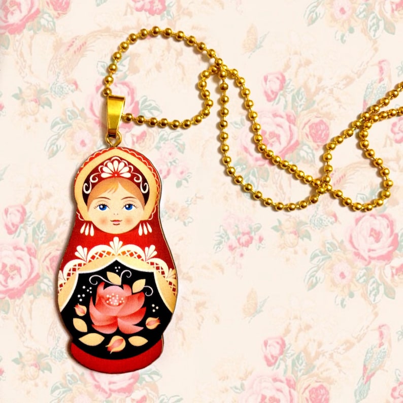 Beloved ethnic symbol Matryoshka Russian Doll Blue Folk Pink Colorful Floral Decorations Long Ball Chain Statement Necklace Red