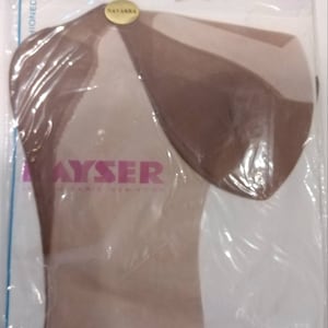 Fabulous Vintage Fully Fashioned Point Heel Nylon Stockings From Kayser