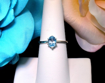 Santa Maria Blue Topaz Ring: De-Ox Sterling Silver Solitaire