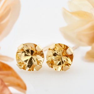 Rare, 4mm Diamond Cut Imperial Topaz Earrings in 14K Yellow Gold. Yellow, Orange, Salmon, Pink, Purple. Ouro Preto, Brazil. 4-Prong Studs.