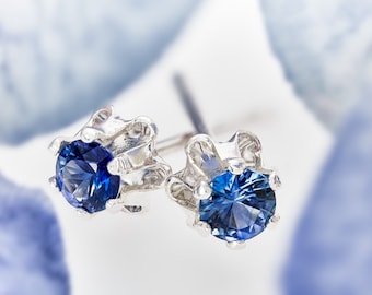 Pendientes de plata de ley con zafiro: piedras preciosas de color azul de Ceilán de 3 mm
