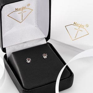 3mm smoky quartz earrings in black case