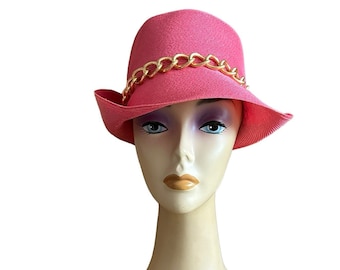 Vintage 1960’s  pink straw fedora hat